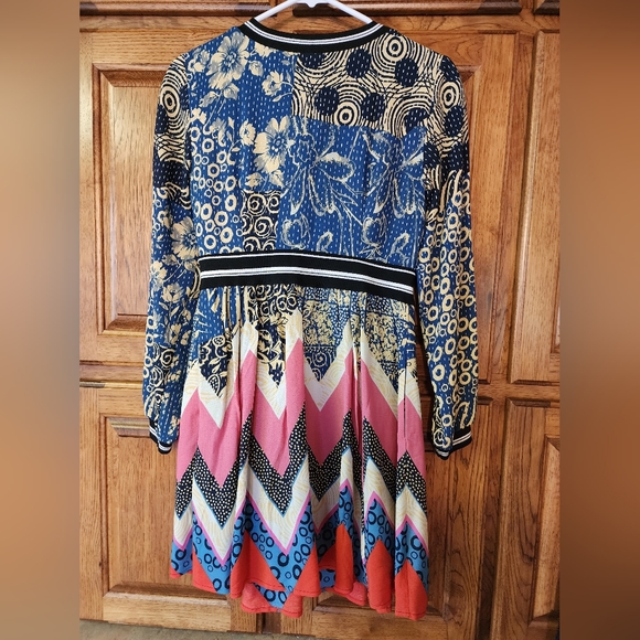 Maeve by Anthropologie Sporty Chevron Dress Size 2P - Picture 7 of 15